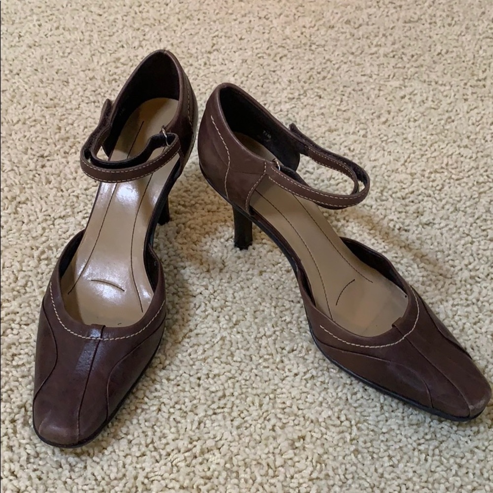 Nine West Brown Heel Dress Shoe
